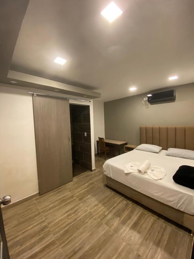 Poblado Living Hotel 메딜린 외부 사진